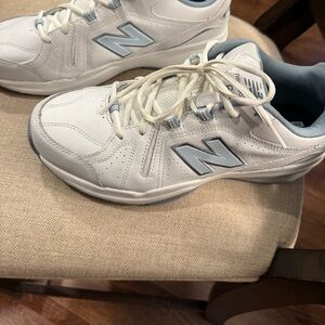 New Balance women’s gym shoes